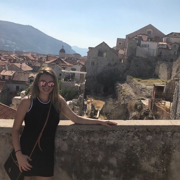 Meet your Seller✨ - Picture 4 of 5